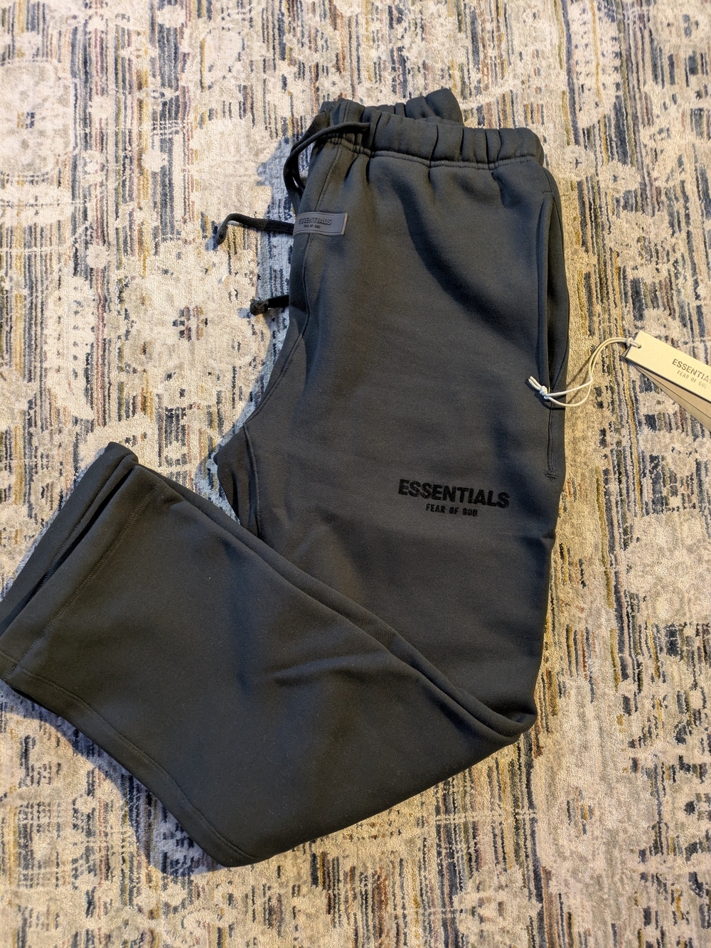 Fear of God Essentials Relax Sweatpant Stretch Limo Black Size Medium NWT